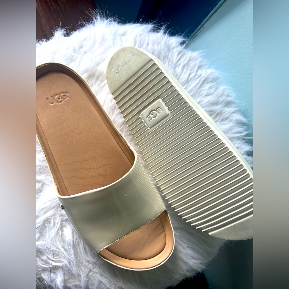 Ugg Jane Patent Slide color jasmine